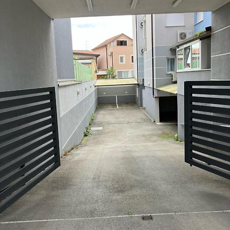 Apartment Capriati With Parking Garage Umag Exterior photo